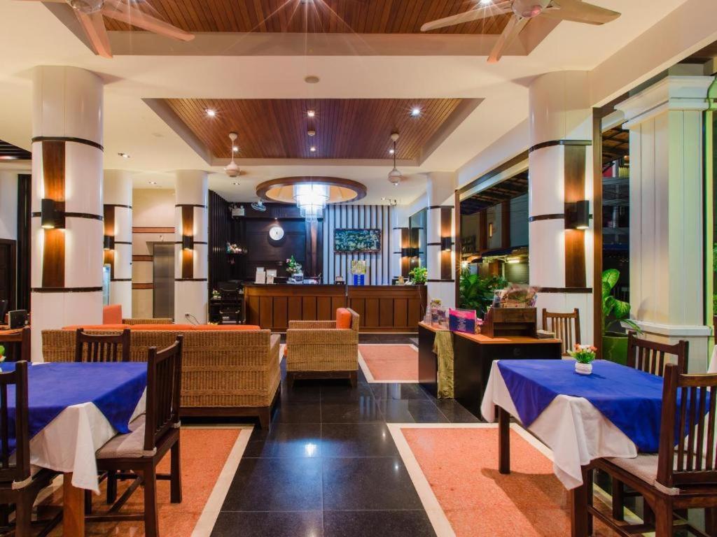 Azure Bangla Phuket Hotel Patong Exterior photo