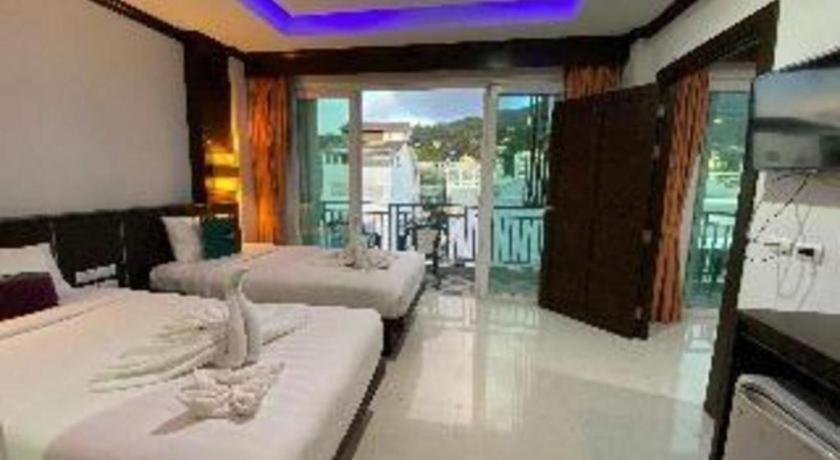 Azure Bangla Phuket Hotel Patong Exterior photo